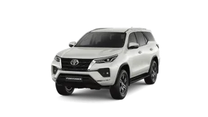 Alternative view of Toyota Fortuner